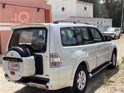 ميتسوبيشي باجيرو